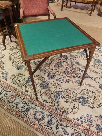 Table de bridge en pitch pin
H : 71 cm -...