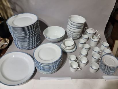 LIMOGES - Georges BOYER 
Service en porcelaine...