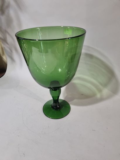 Verrerie de SOUVIGNY
Grand verre en verre...