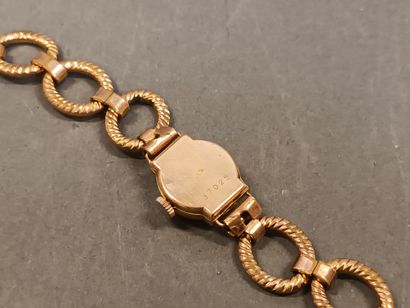 Montre bracelet de dame, boitier lunette...