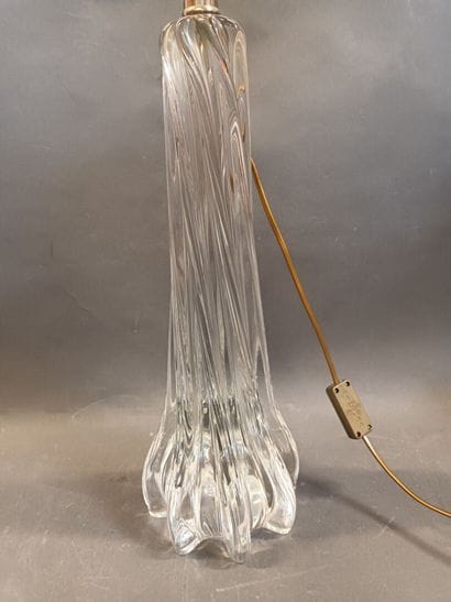 BACCARAT, important pied de lampe en cristal...