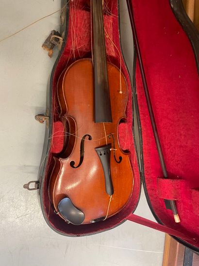 Violon d'étude de type Stradivarius et son...