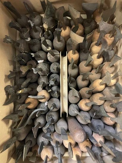 Lot d'outillage de reliure : fers