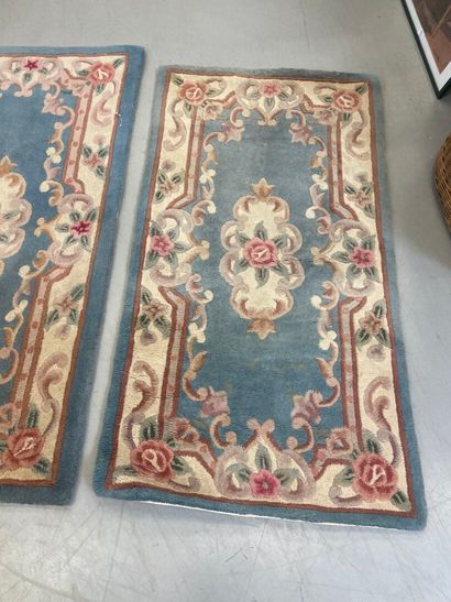 Paire de galeries chinoises en laine 
140...