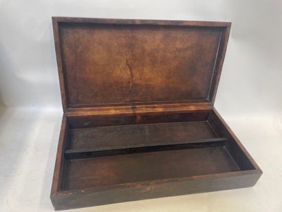 Coffret rectangulaire en cuir travail mauritanien...
