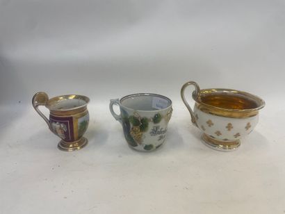 Tasse en porcelaine de Paris aux armes d...
