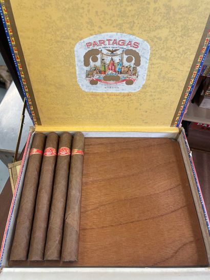 Cave à cigare en acajou avec cigares cub...