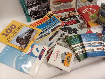 Lot de livres sur les trains, les voitures...