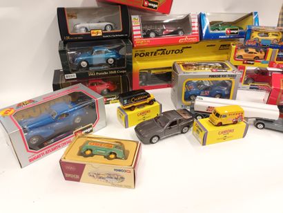 [MINIATURISME]
BURAGO, 
Lot de voitures et...