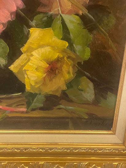 Bouquet de fleurs sur un entablement
huile...