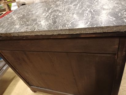 Commode de style Empire en bois de placage,...