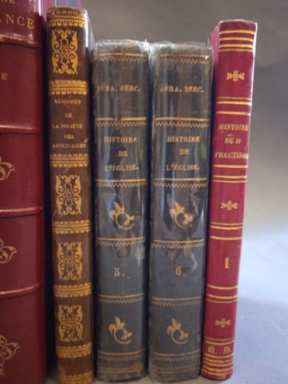 Lot de reliures modernes :
GUIZOT, Histoire...