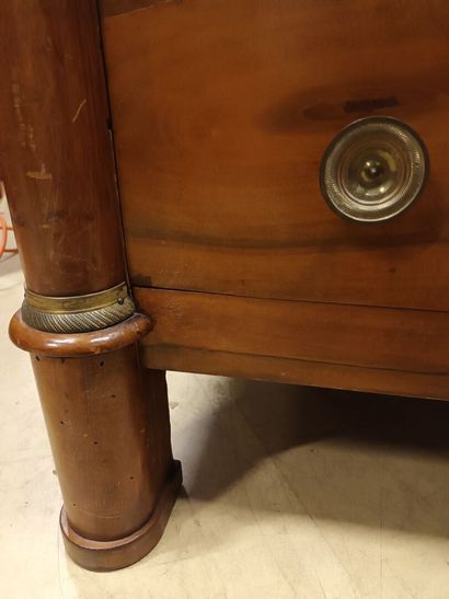 Commode Empire en bois de placage et bronze...