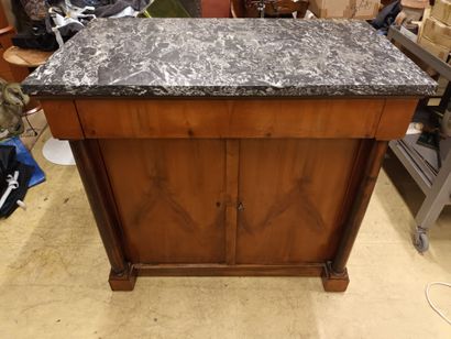 Commode de style Empire en bois de placage,...