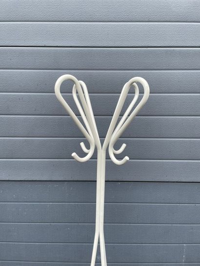 Porte manteau en métal laqué blanc
(très...