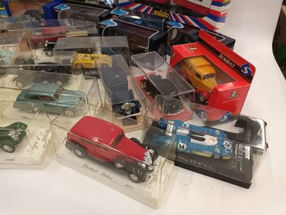 [MINIATURISME]
SOLIDO,
Fort-lot de voitures...