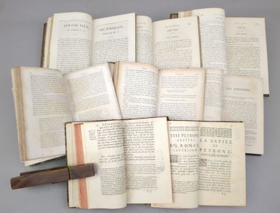 [Auteurs latins] 7 volumesreliés (accds):

1/...