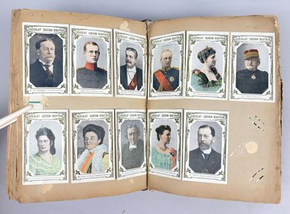 Album de cartes postales, chromos publicitaires,...