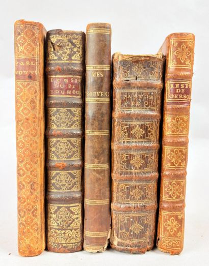 Réunion de 5 volumes in-12 reliés du XVIIe...