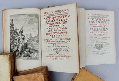 Réunion de 4 textes en 5 volumes in-12 ou...