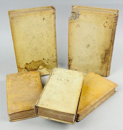 Réunion de 4 textes en 5 volumes in-12 ou...