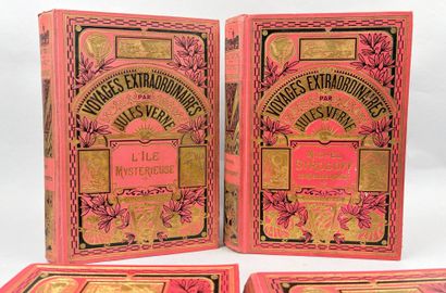 VERNE (Jules). Réunion de 4 volumes in-8...