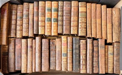 Un lot de 39 volumes in-12 ou in-8 reliés...