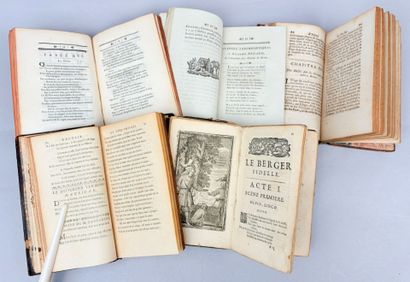 Réunion de 5 volumes in-12 reliés du XVIIe...