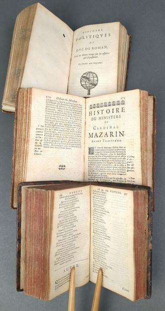 Un ensemble de 3 volumes in-12 ou in-16 reliés...