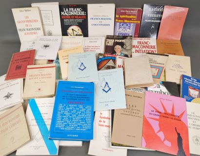 [Franc-Maçonnerie] Réunion de 43 volumes...