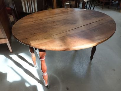 Table à volets Louis Philippe,
Dim. fermée...