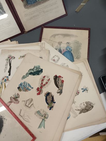 Important lot de gravures de mode fin XIXe,...