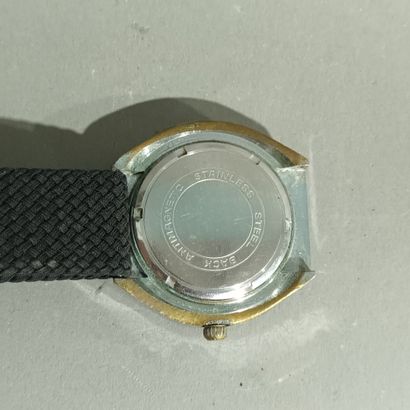 JISOP, montre vintage, 
Mouvement mécanique...