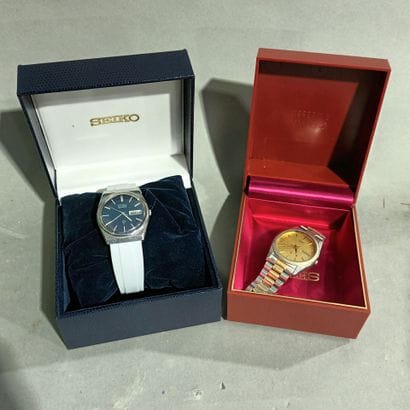 SEIKO, deux montres bracelets,
boitiers en...