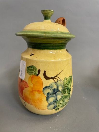 Pot à olive en faïence 
H : 26 cm
