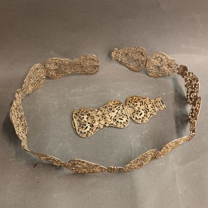 Ceinture de mariage en métal doré ajouré,
L...