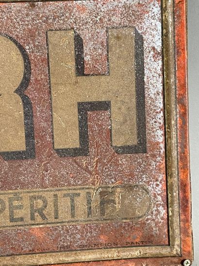 plaques en tole Byrrh
23 x 46 cm
Rouilles,...