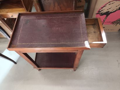 Petit meuble d'entre-deux en bois de plaquage...