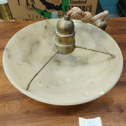 Suspension en albâtre et métal
Diamètre :...