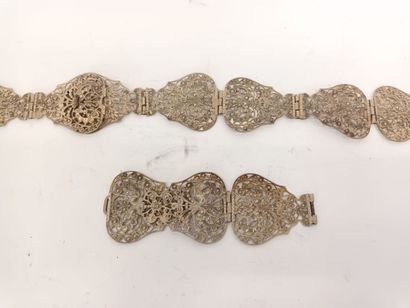 Ceinture de mariage en métal doré ajouré,
L...