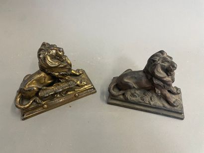 Deux lions de Belfort do,t un encrier en...