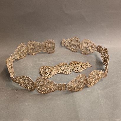 Ceinture de mariage en métal doré ajouré,
L...