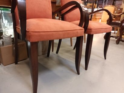Travail des Arts Décoratifs,
Paire de feuteuils...