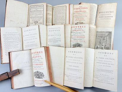 Ensemble de 11 volumes in-12 reliés du XVIIe...
