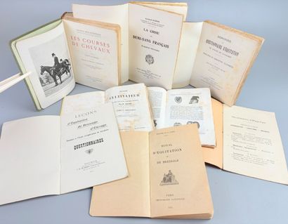 [Équitation] Réunion de 7 volumes ou plaquettes...