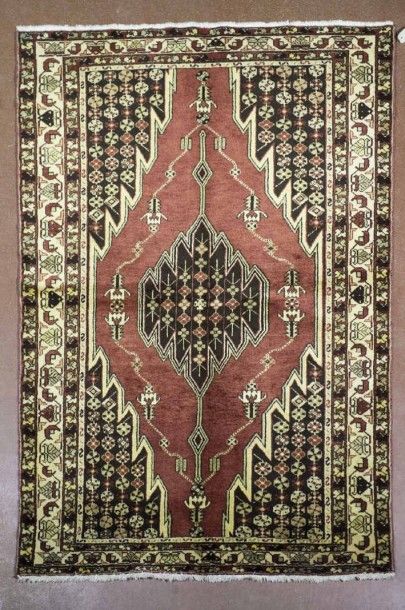 IRAN tapis 203 x 130 cm