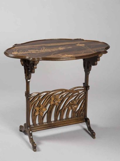 Emile GALLE (1846-1904) Table d'appoint en...