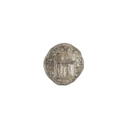 TRAJAN DECE (249-251) Les DIVI: DIVO PIO,...