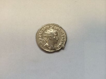 TREBONIEN GALLE (251-253), Antoninien d argent...