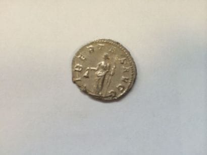 TREBONIEN GALLE (251-253), Antoninien d argent...